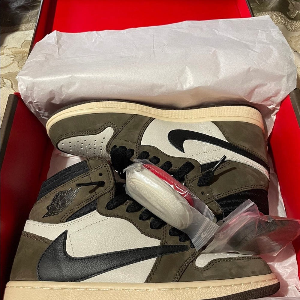 Travis Scott Air Jordan 1